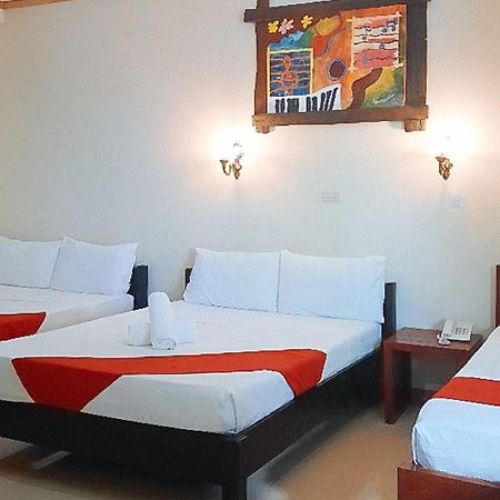 Reddoorz At New Casamila Hotel Palawan Puerto Princesa Exteriör bild