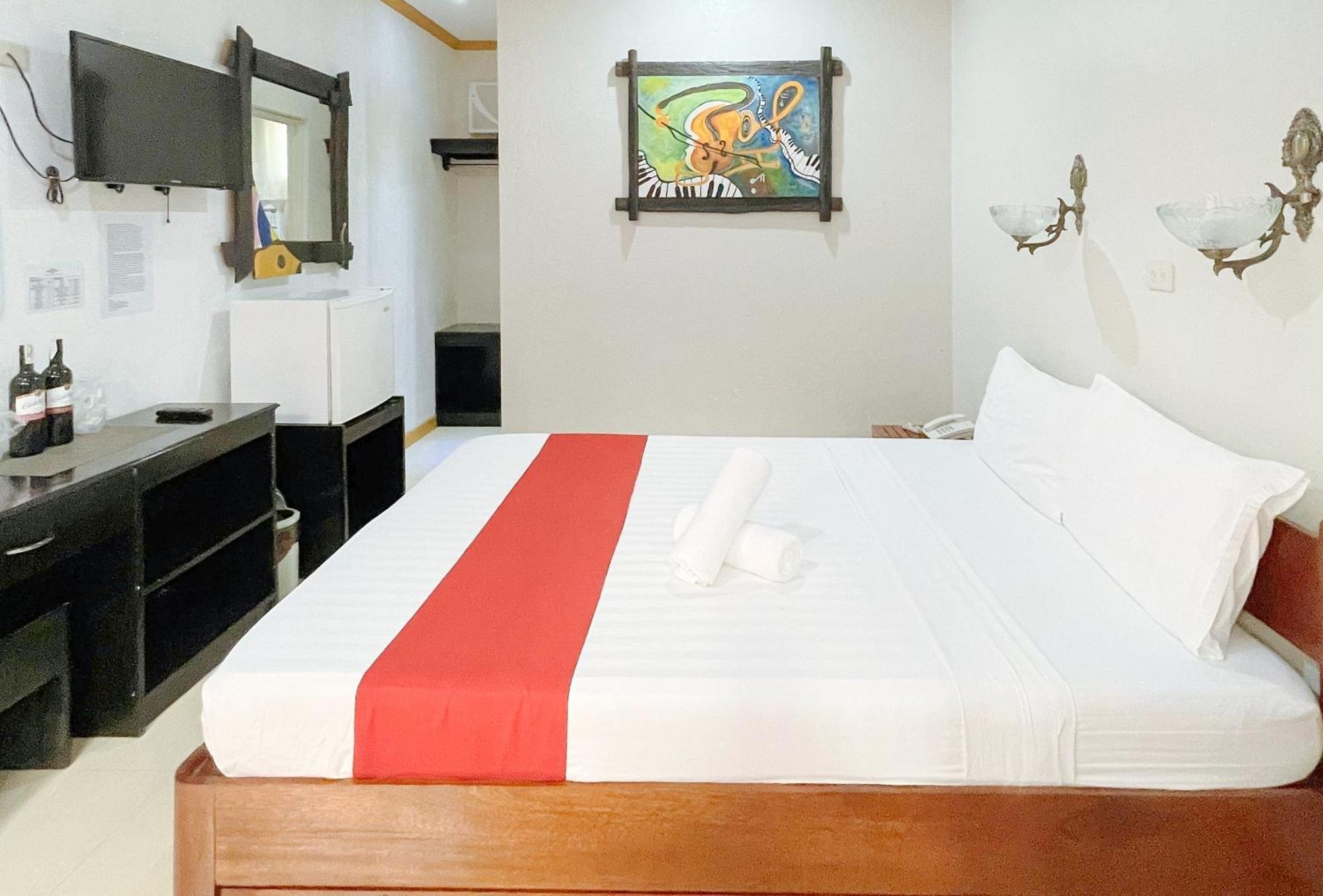Reddoorz At New Casamila Hotel Palawan Puerto Princesa Exteriör bild
