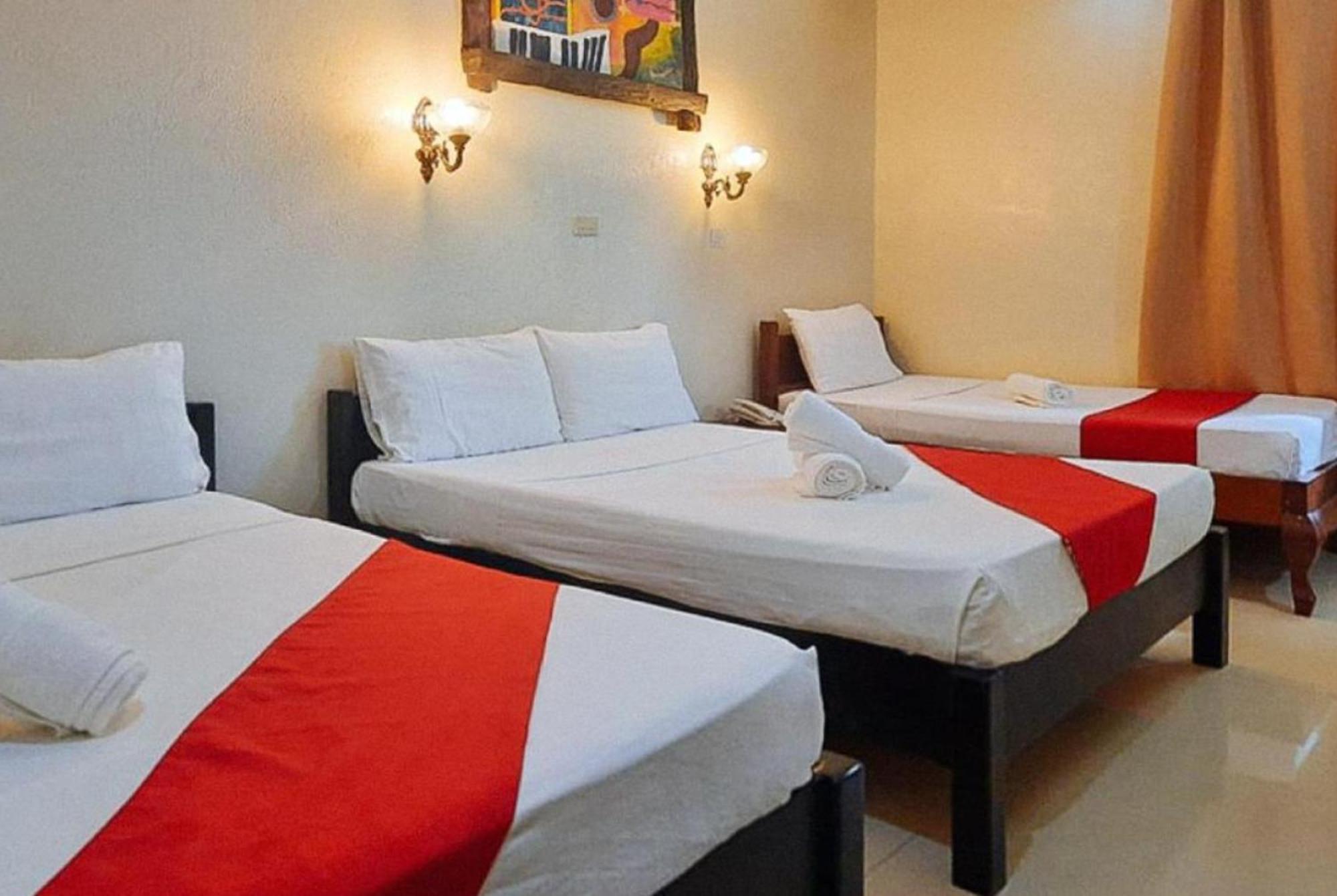 Reddoorz At New Casamila Hotel Palawan Puerto Princesa Exteriör bild
